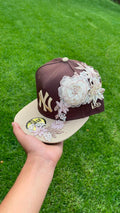 Casquette NY Yankees Bicolore - Fleurs en Dentelle 3D & Perles