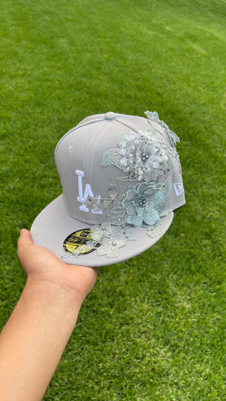 Casquette LA Dodgers Grise - Fleurs Perlées 3D Argentées